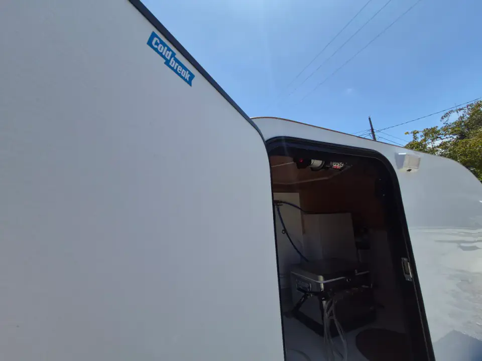 Trailer door detail