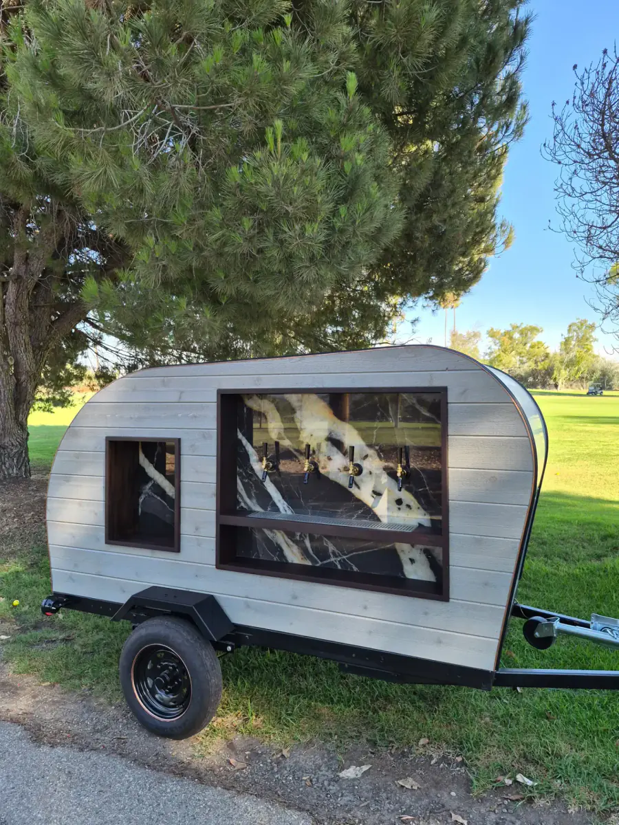 Kit and Caboodle mobile bar trailer